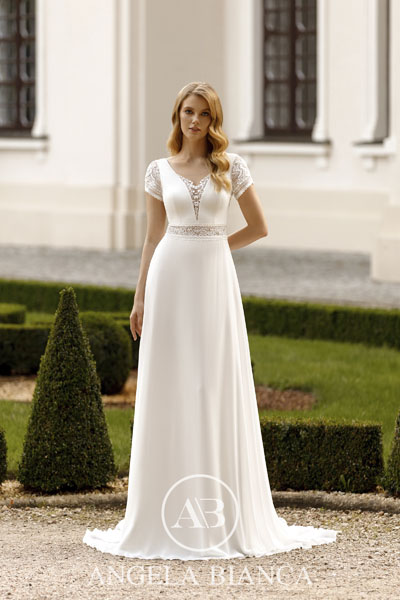 Amorosa menyasszonyi ruha 1084