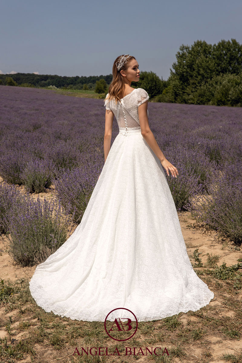 Angela Bianca 1070 b