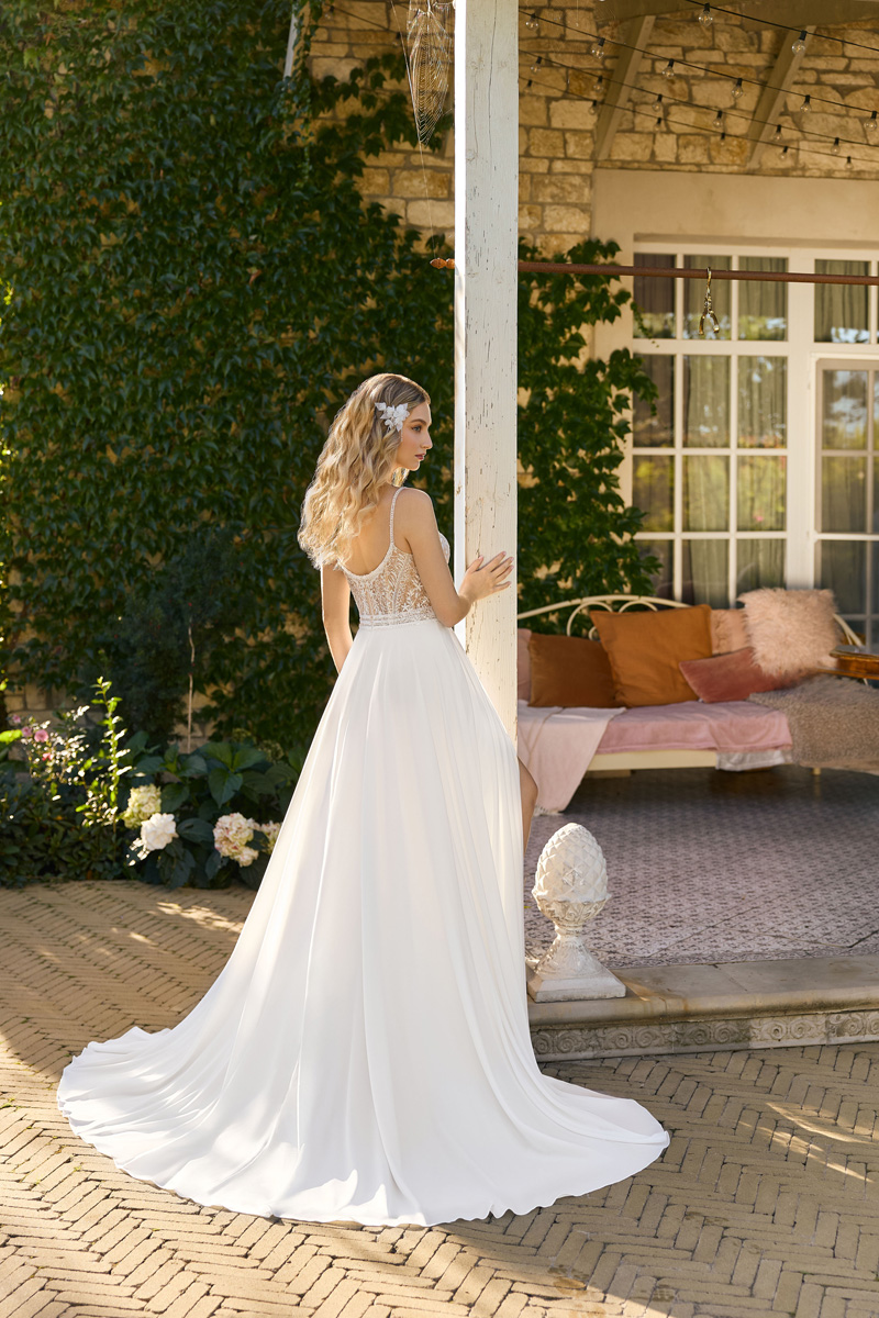 Menyasszonyi ruha Angela Bianca Adore 1140 b