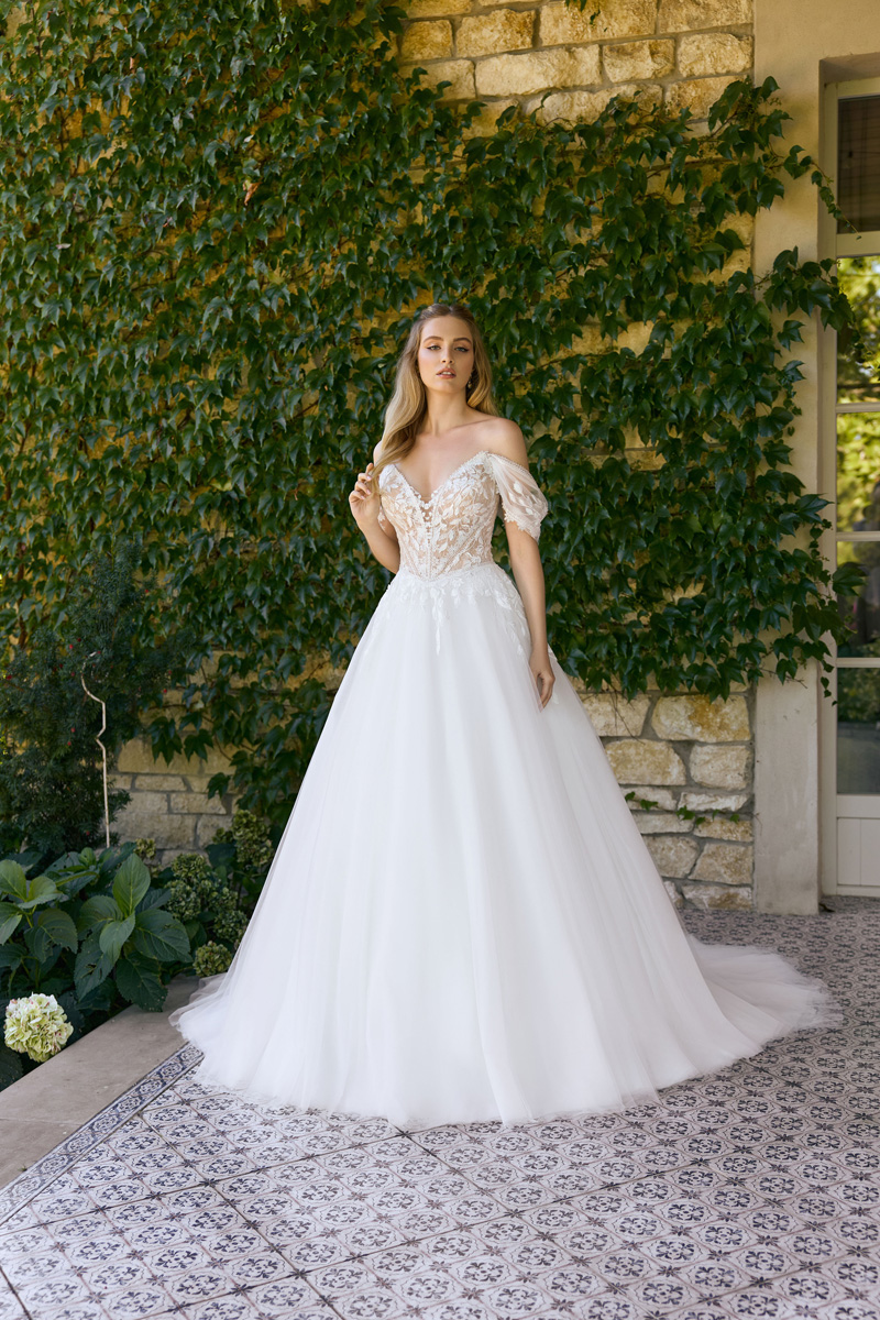 Menyasszonyi ruha Angela Bianca Adore 1141