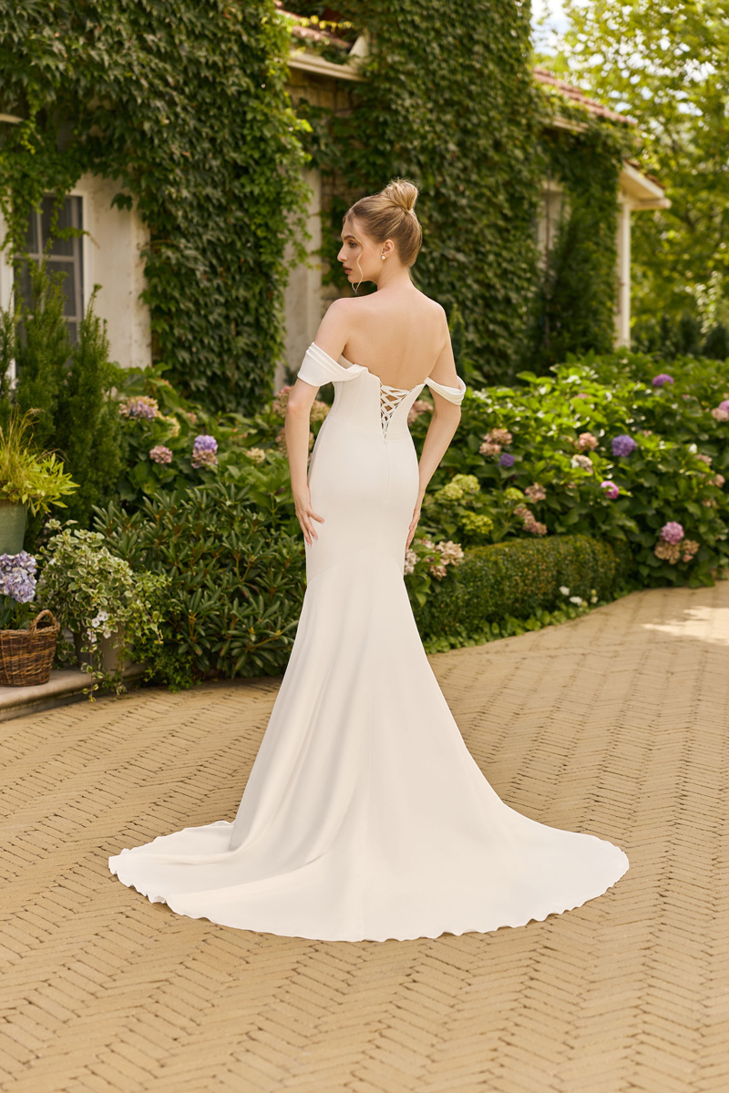 Menyasszonyi ruha Angela Bianca Adore 1143 b