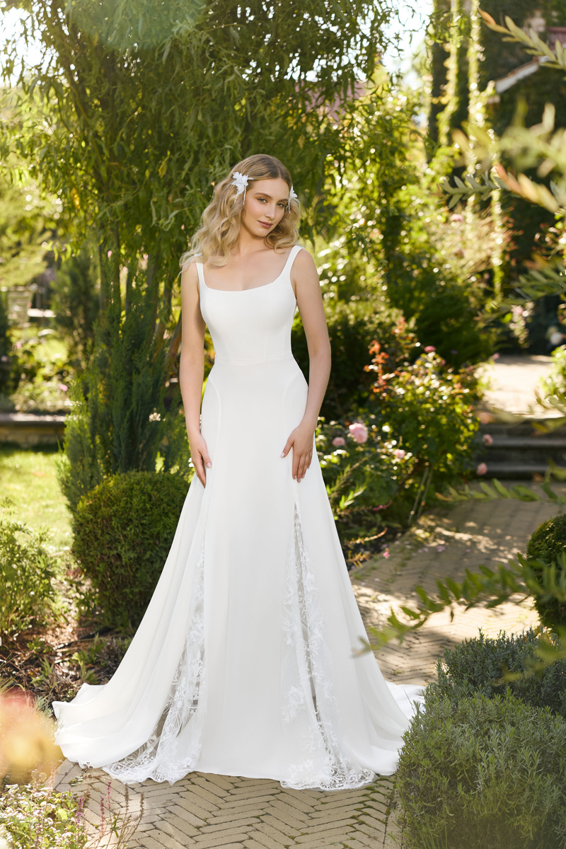 Menyasszonyi ruha Angela Bianca Adore 1144