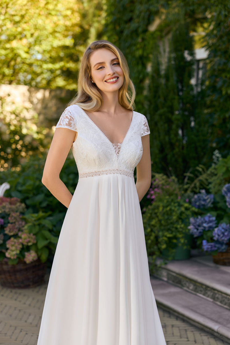 Menyasszonyi ruha Angela Bianca Adore 1148 c