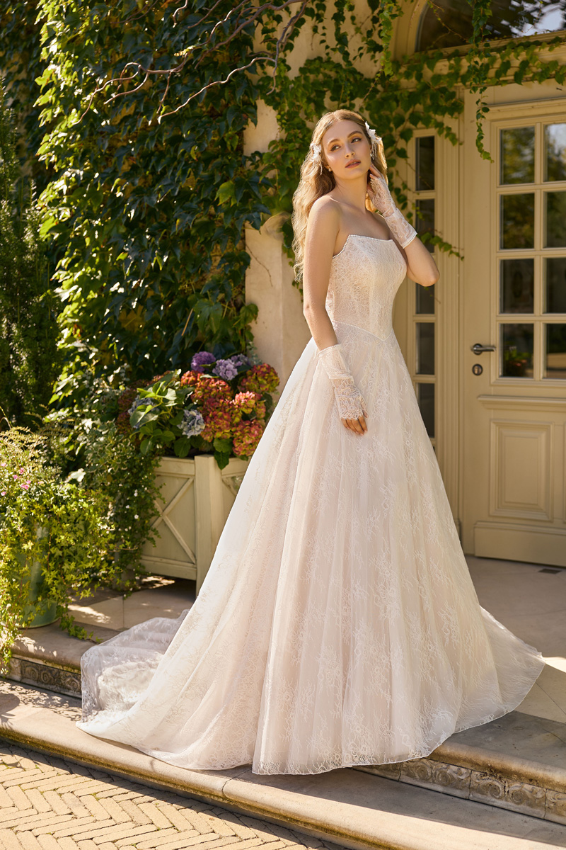 Menyasszonyi ruha Angela Bianca Adore 1149
