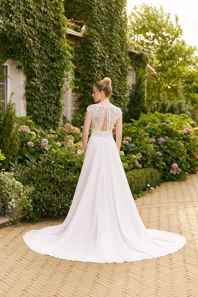 Menyasszonyi ruha Angela Bianca Adore 1159 b