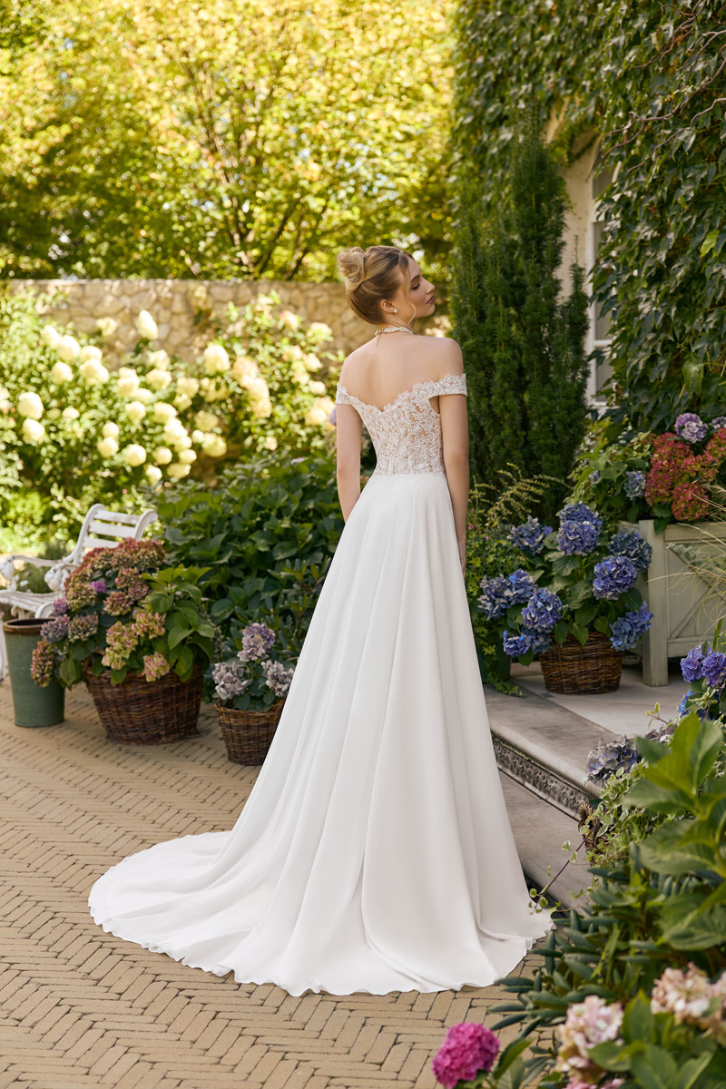 Menyasszonyi ruha Angela Bianca Adore 1160 b