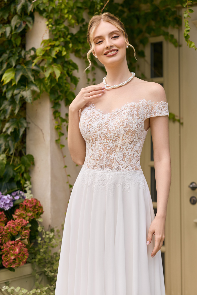 Menyasszonyi ruha Angela Bianca Adore 1160 c
