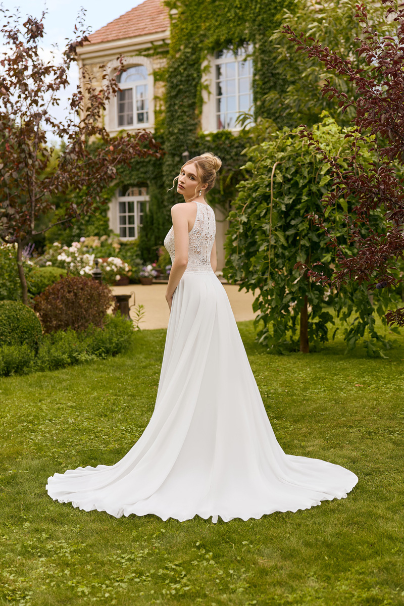 Menyasszonyi ruha Angela Bianca Adore 1162 b