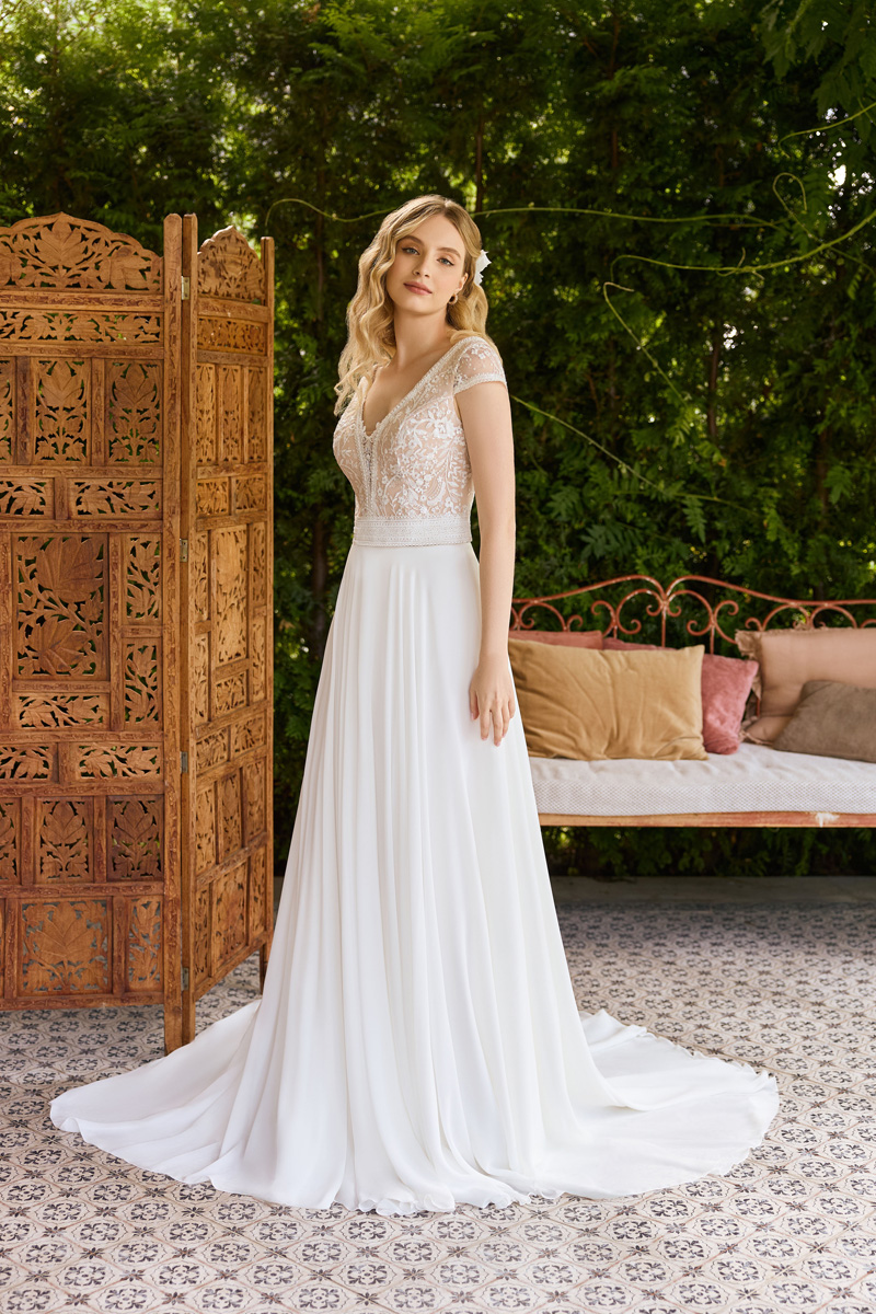 Menyasszonyi ruha Angela Bianca Adore 1163 g