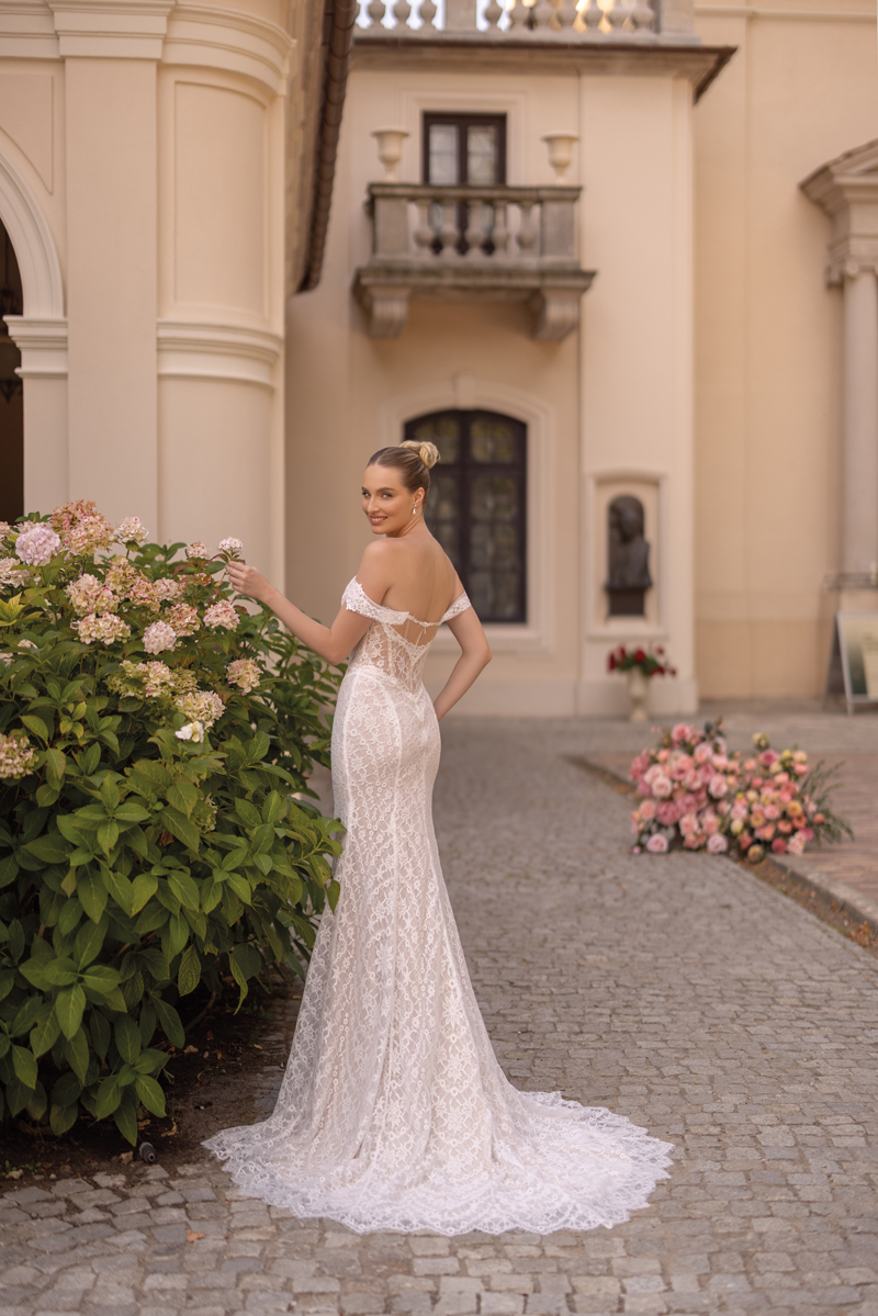 Menyasszonyi ruhák - 1178 - Angela Bianca - Astra b