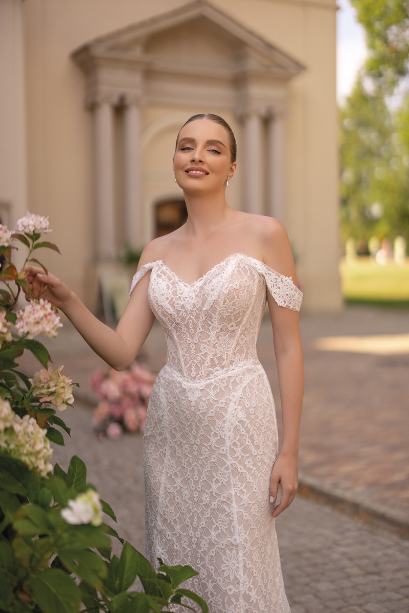 Menyasszonyi ruhák - 1178 - Angela Bianca - Astra c