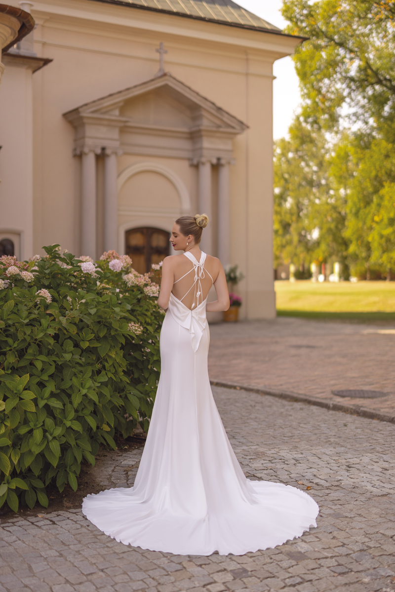 Menyasszonyi ruhák - 1181 - Angela Bianca - Astra b