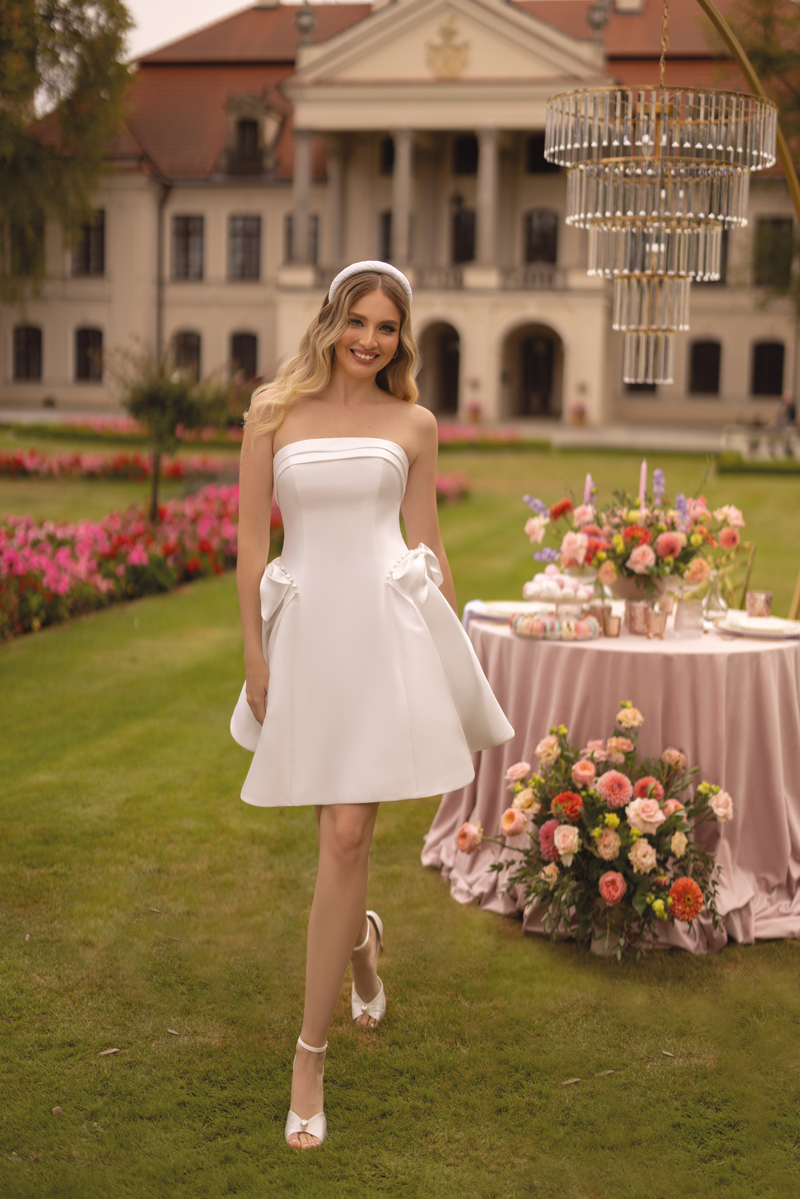 Menyasszonyi ruhák - 1183 - Angela Bianca - Astra